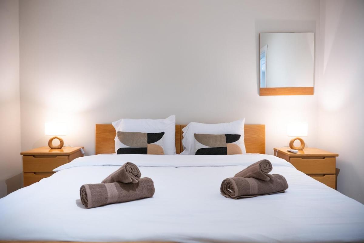 Golden Harbour - 2 Bedrooms, 2 Bathrooms 그지라 외부 사진